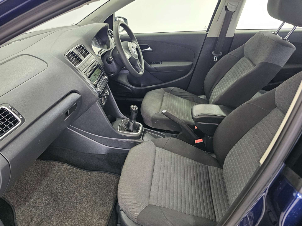Volkswagen Polo Hatchback Red #15