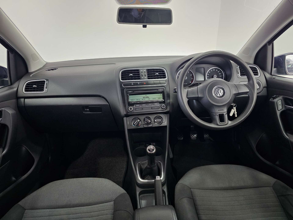Volkswagen Polo Hatchback Red #5