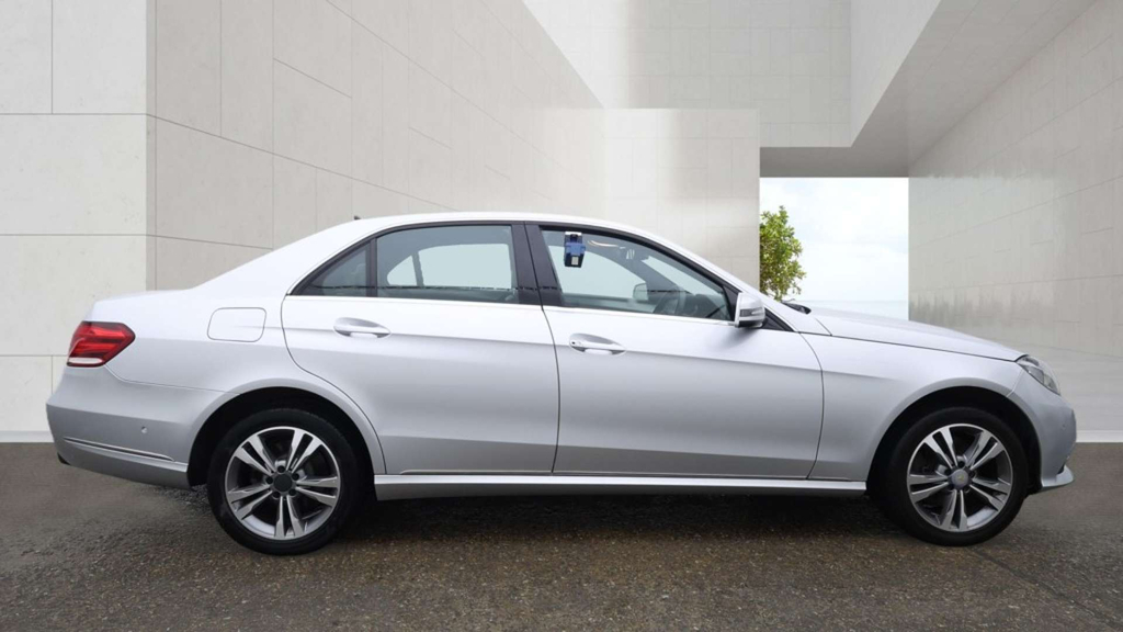 Mercedes-Benz E Class Se Auto #6