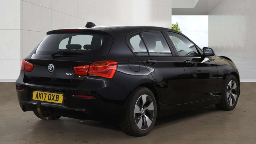 BMW 1 Series 118I Se Black #4