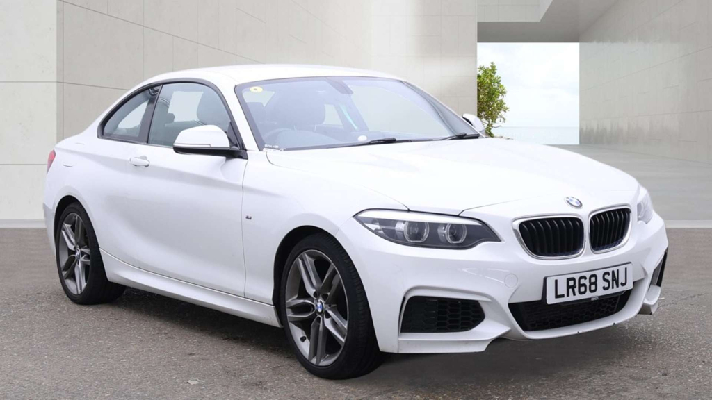 BMW 2 Series M Sport White