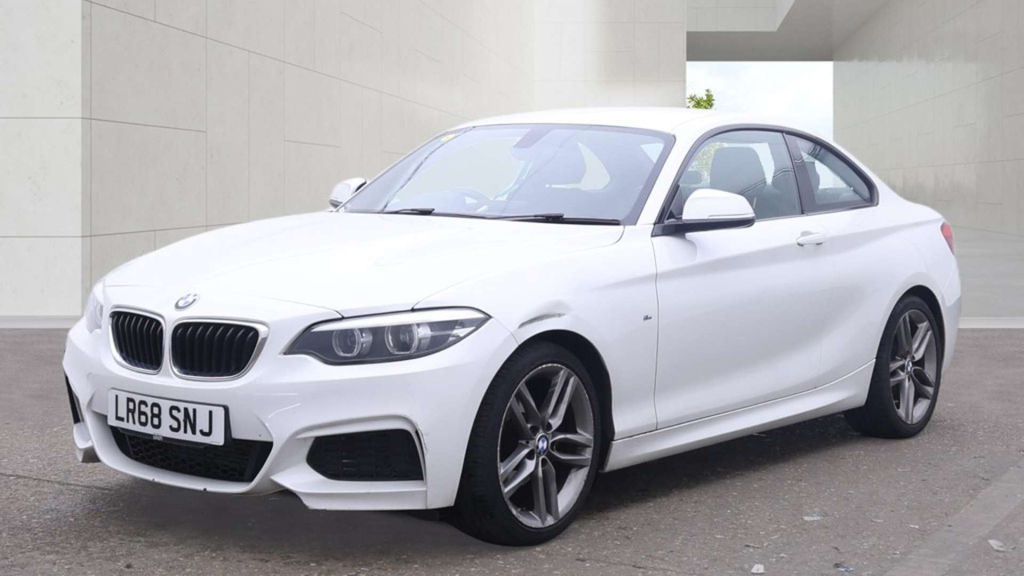 BMW 2 Series M Sport White #2