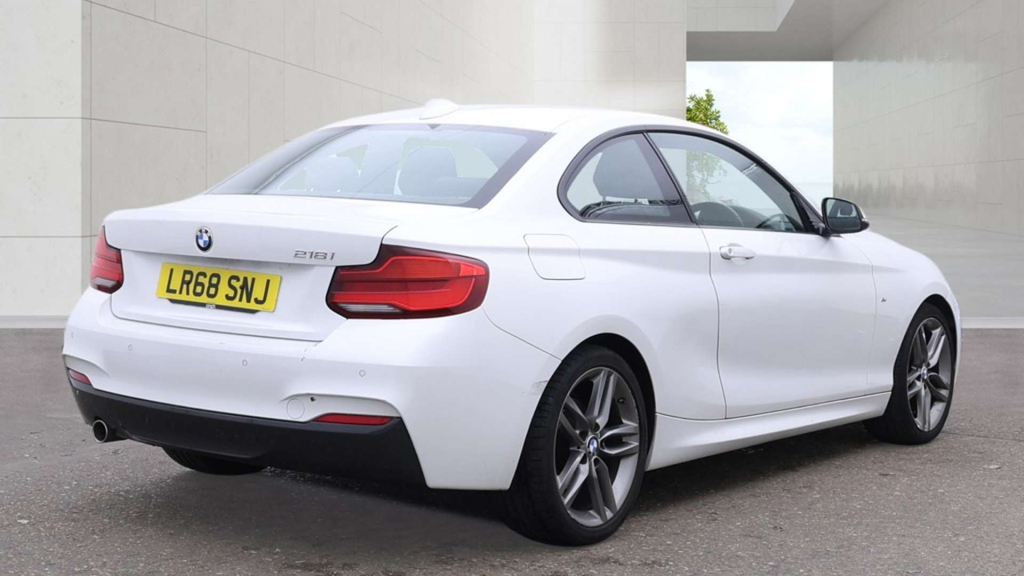 BMW 2 Series M Sport White #4