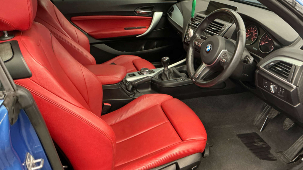 BMW 2 Series 218I Luxury Step White #11