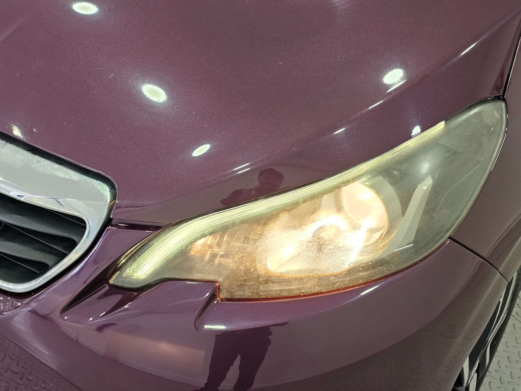 Peugeot 108 1.0 Active 68 Bhp White #24
