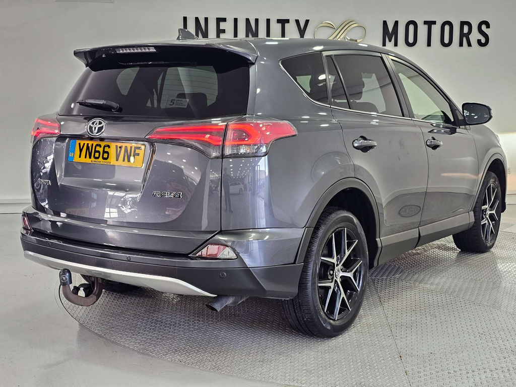 Toyota Rav 4 Vvt-i Excel Awd White #19