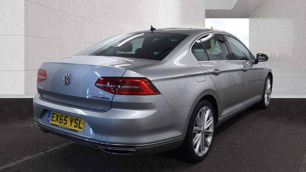 Volkswagen Passat Gt Tdi Bluemotion Technology 4Motion 4Wd #4