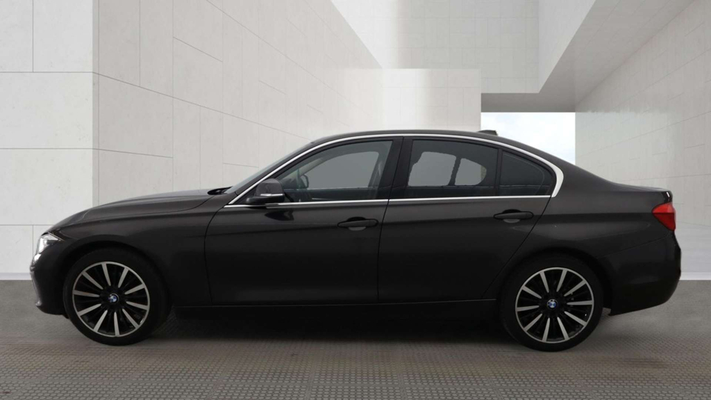 BMW 3 Series Luxury #6