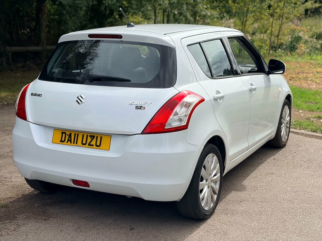 Suzuki Swift 1.2 Sz2 Black #40