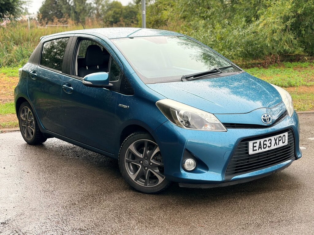 Toyota Yaris 1.5 Vvt-h Trend Hatchback Hybrid Cvt Eu