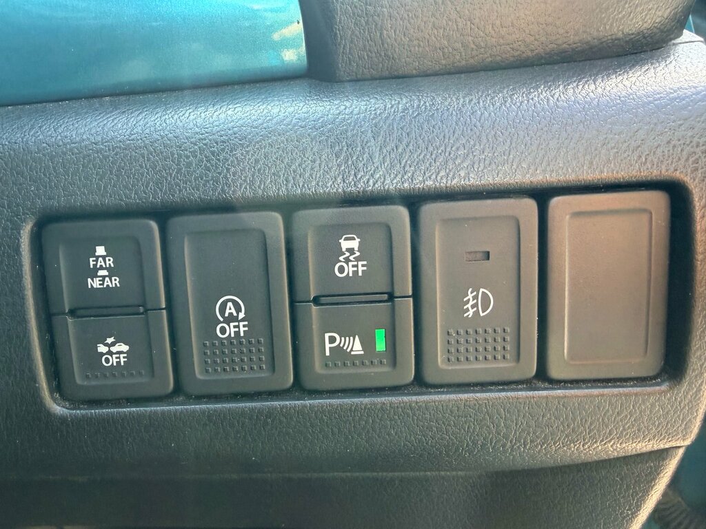 Suzuki Vitara  Grey #37