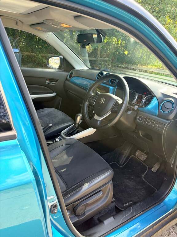 Suzuki Vitara  Grey #35