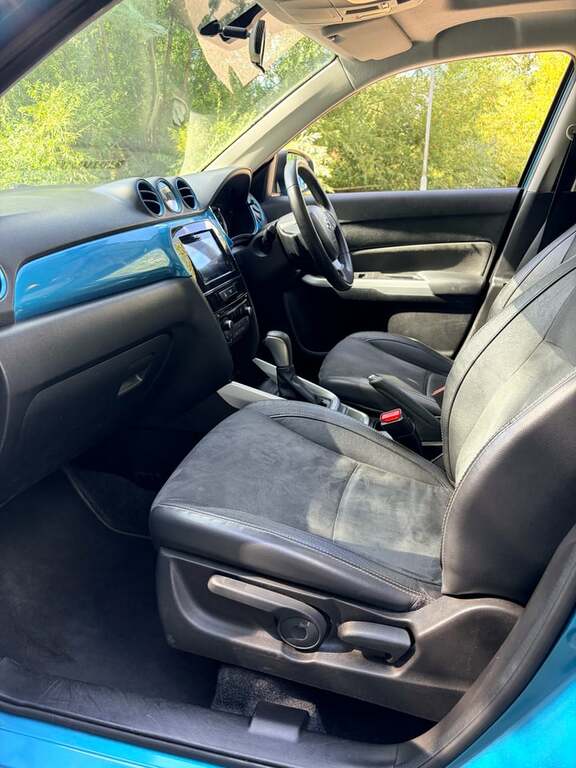 Suzuki Vitara  Grey #31