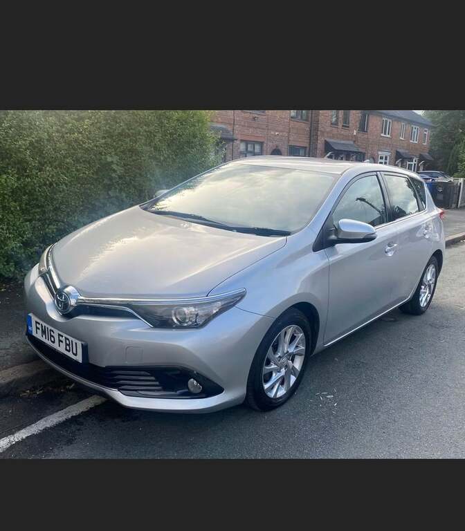 Toyota Auris 1.2 Vvt-i Business Edition Hatchback Cv #2