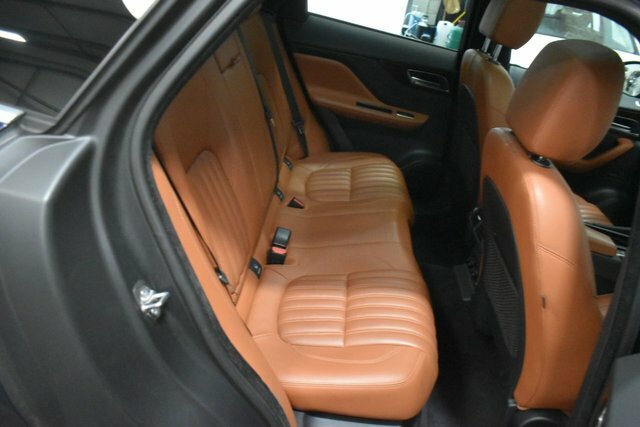 Jaguar F-Pace 2.0 2.0D R-sport Awd Silver #15