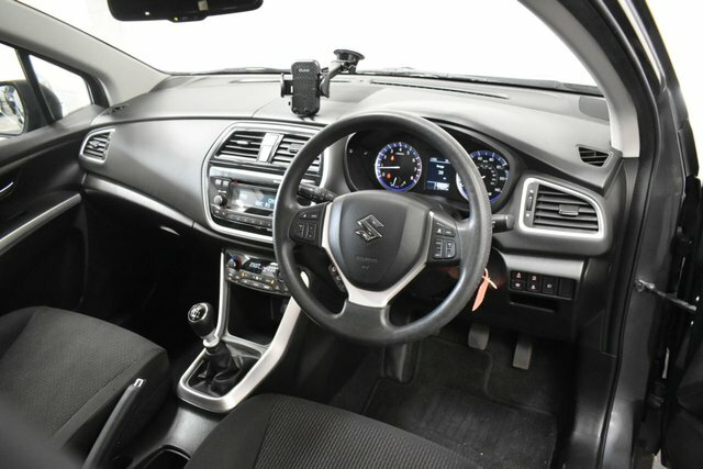 Suzuki SX4 S Cross Hatchback #24
