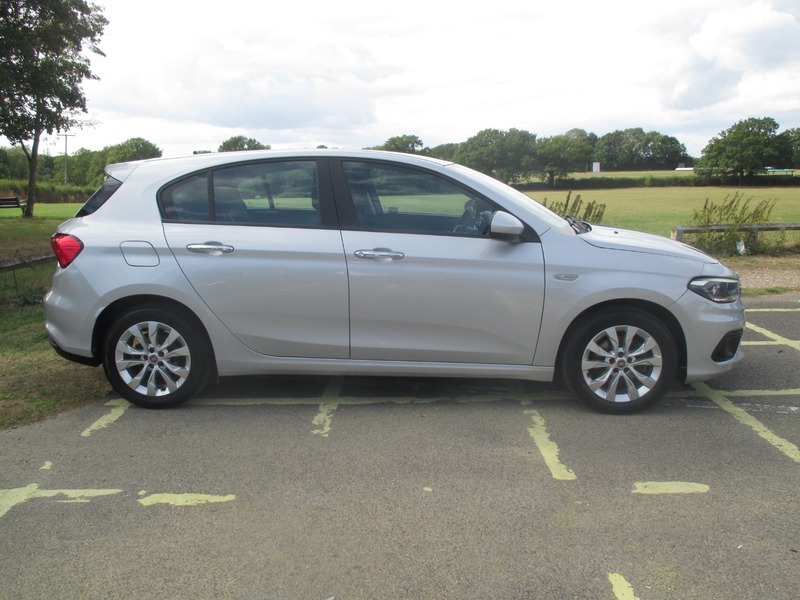 Fiat Tipo Multijet Easy Plus Silver #4