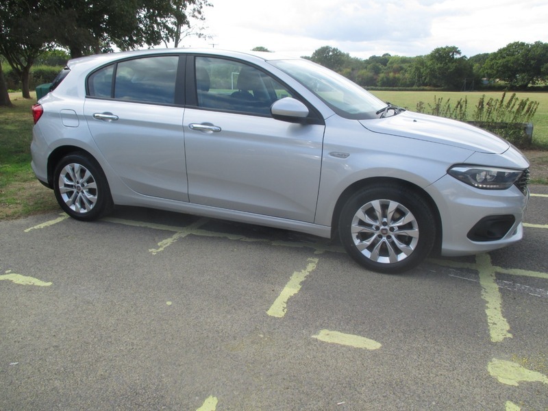 Fiat Tipo Multijet Easy Plus Silver #3