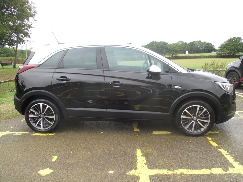 Vauxhall Crossland X Elite Nav S S Black #4