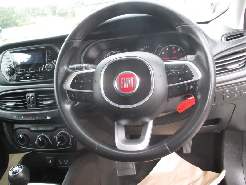 Fiat Tipo Tipo Lounge White #33