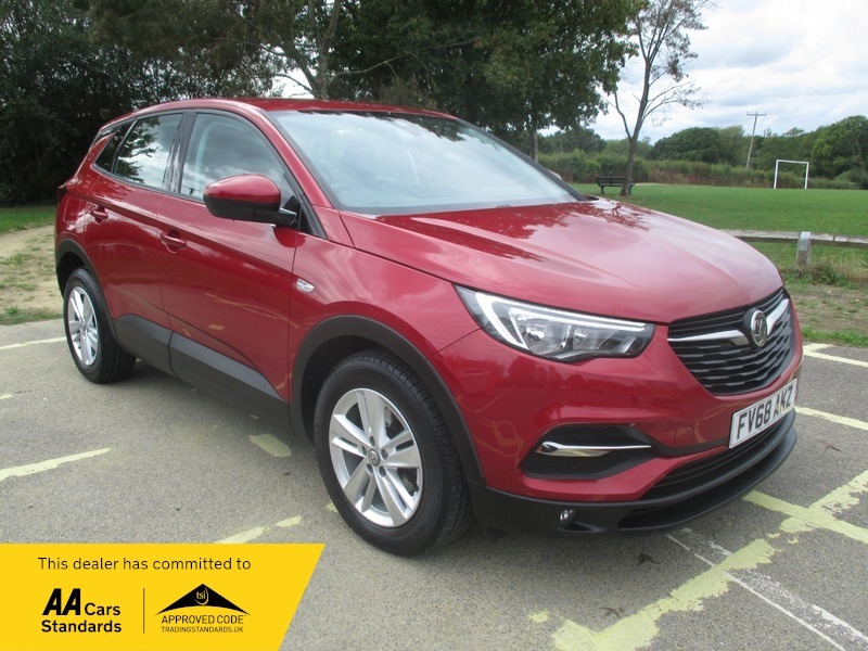 Vauxhall Grandland X Se S S Red