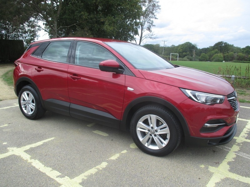 Vauxhall Grandland X Se S S Red #2