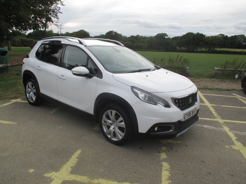 Peugeot 2008 Blue Hdi Allure White #3
