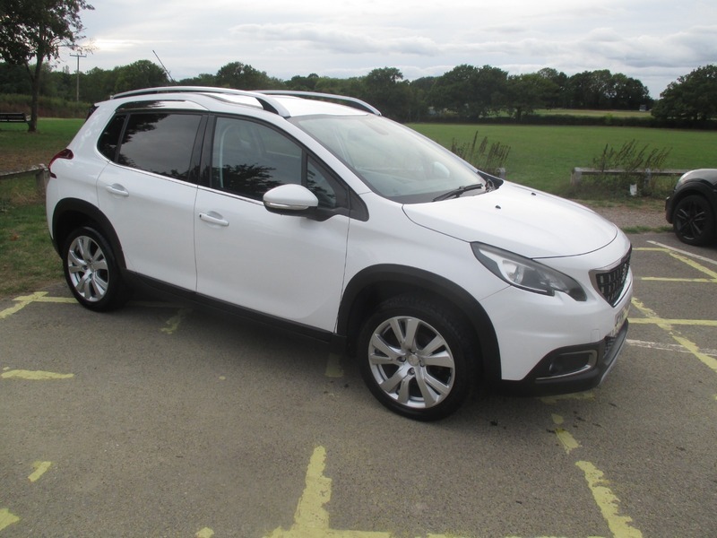 Peugeot 2008 Blue Hdi Allure White #4