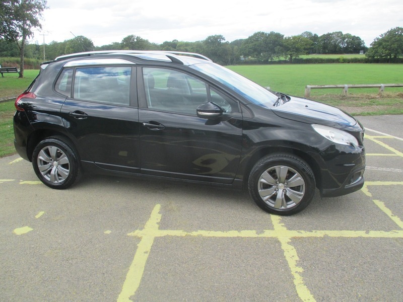 Peugeot 2008 Blue Hdi Active Black #5