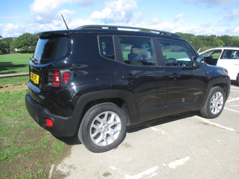 Jeep Renegade Longitude Black #6