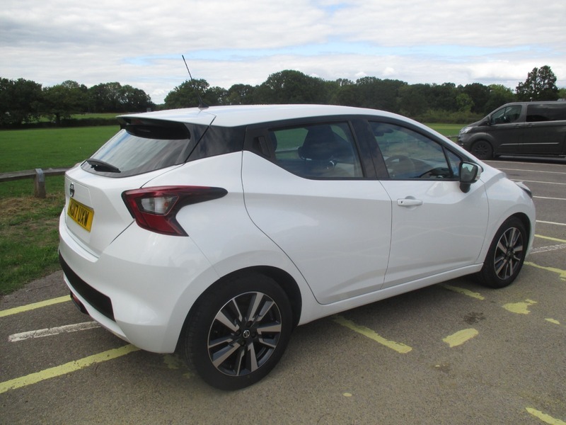 Nissan Micra Ig-t Acenta White #6