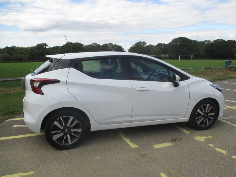 Nissan Micra Ig-t Acenta White #5