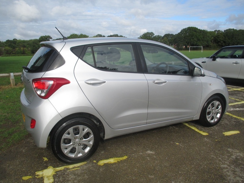 Hyundai I10 Se Silver #5