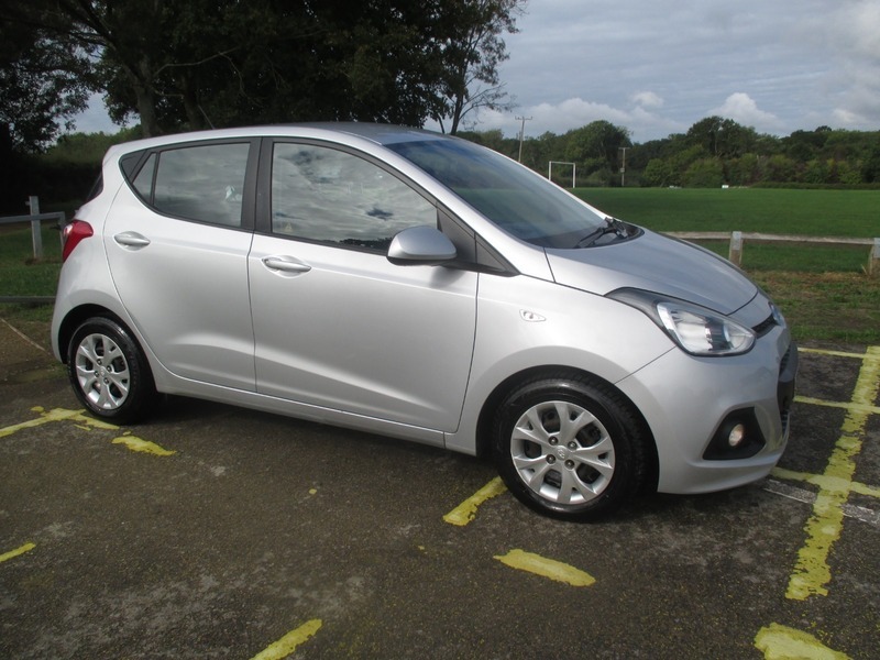 Hyundai I10 Se Silver #2