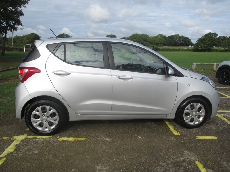 Hyundai I10 Se Silver #4