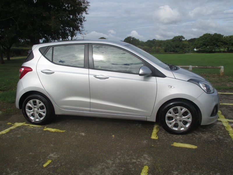 Hyundai I10 Se Silver #3