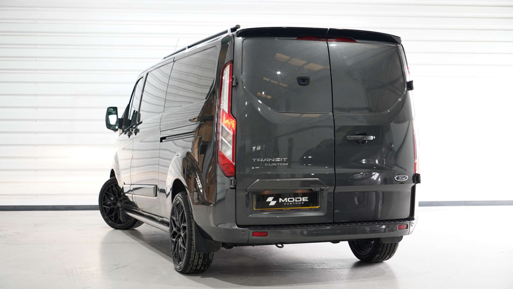 Ford Transit Custom 300 Limited Ecoblue #2