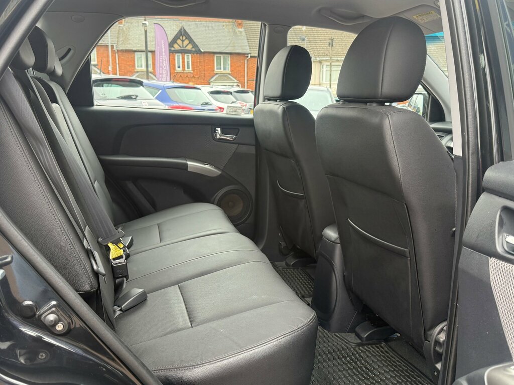 Kia Sportage First Edition Black #10