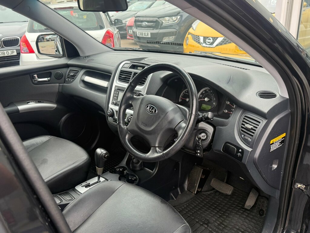 Kia Sportage First Edition Black #8