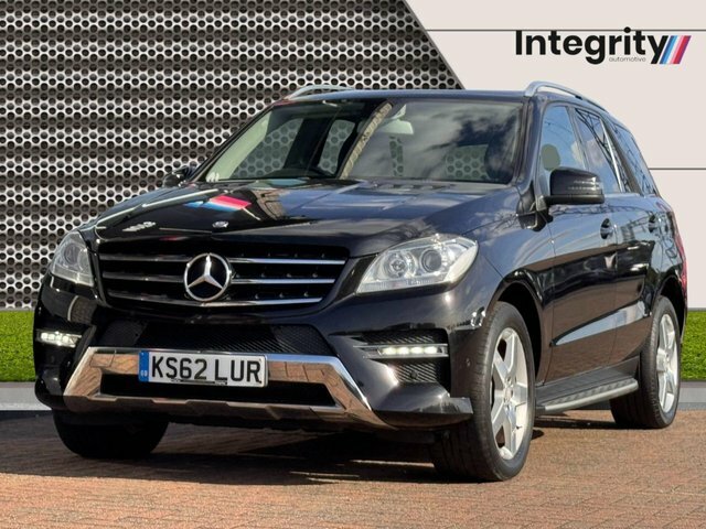 Mercedes-Benz M Class 2013 2.1 Ml250 Bluetec Sport Suv G-tron Black #4