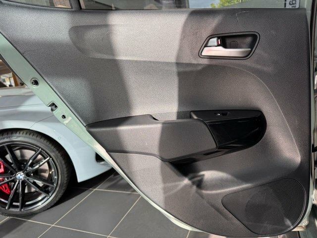 Kia Picanto 1.0 Pure White #22