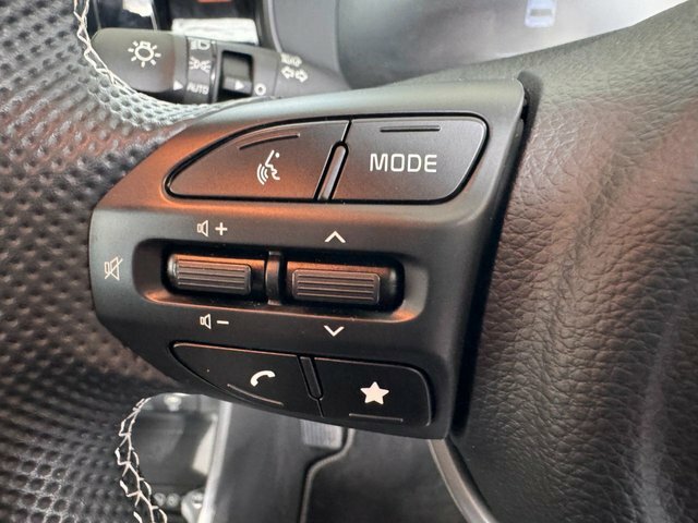 Kia Picanto 1.0 Pure White #31