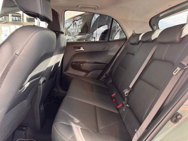Kia Picanto 1.0 Pure White #20