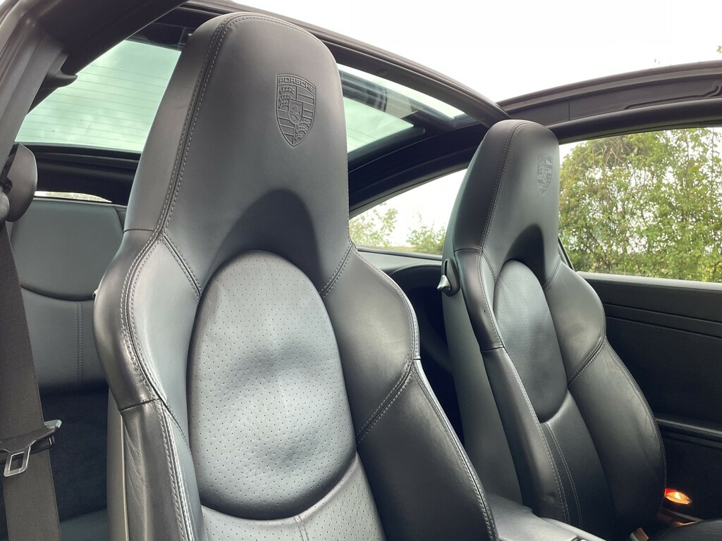 Porsche 911 Coupe Black #34