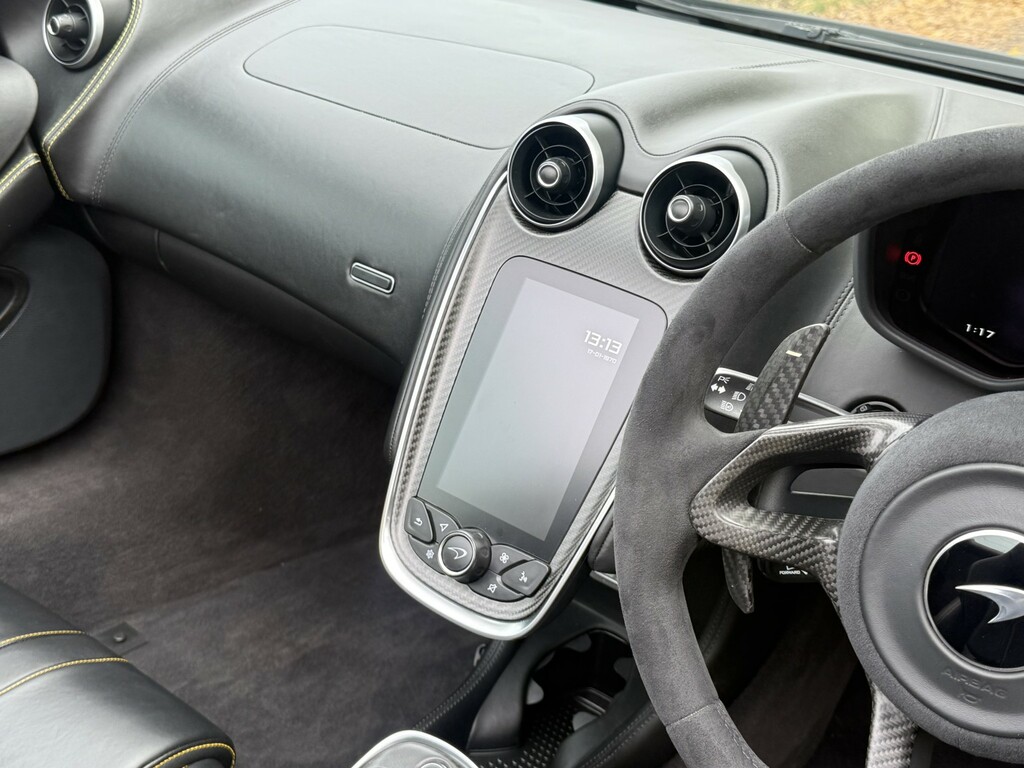 McLaren 570S 3.8L Null White #42