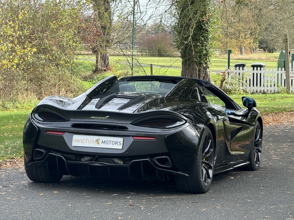 McLaren 570S 3.8L Null White #25