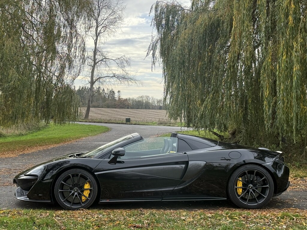 McLaren 570S 3.8L Null White #24