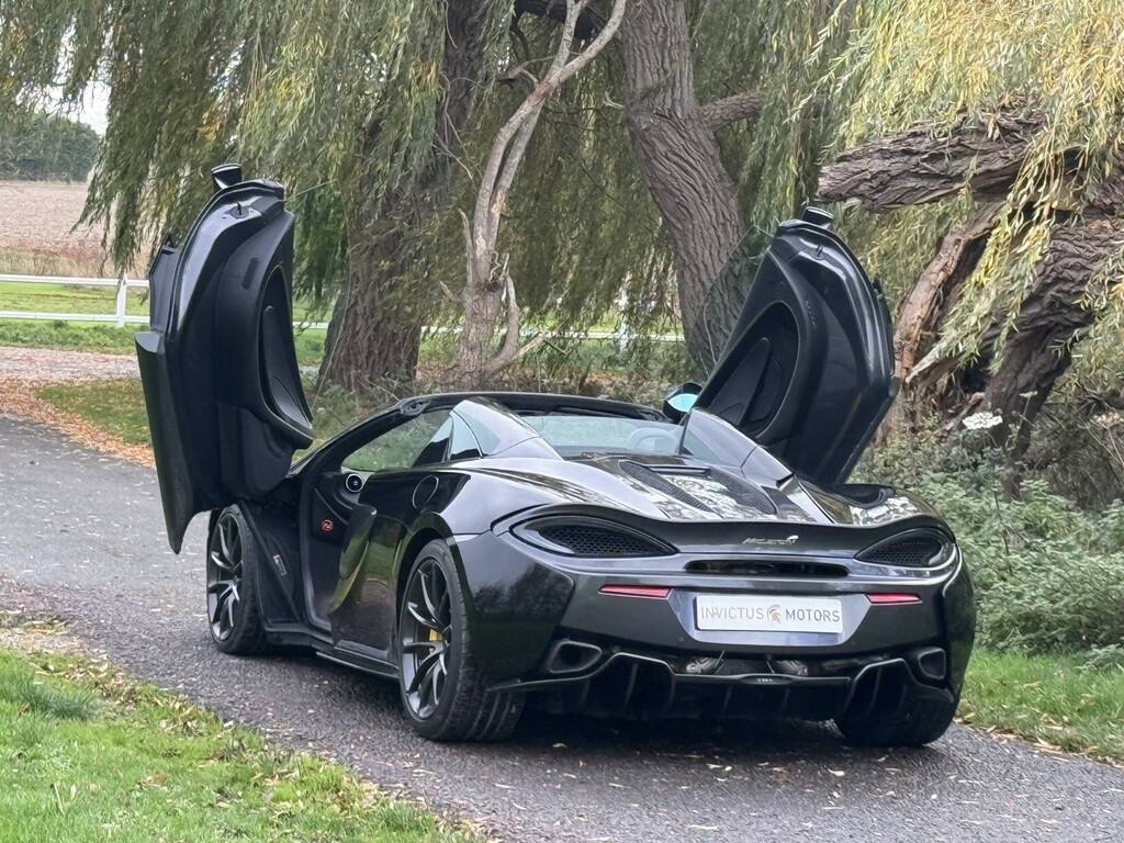 McLaren 570S 3.8L Null White #16