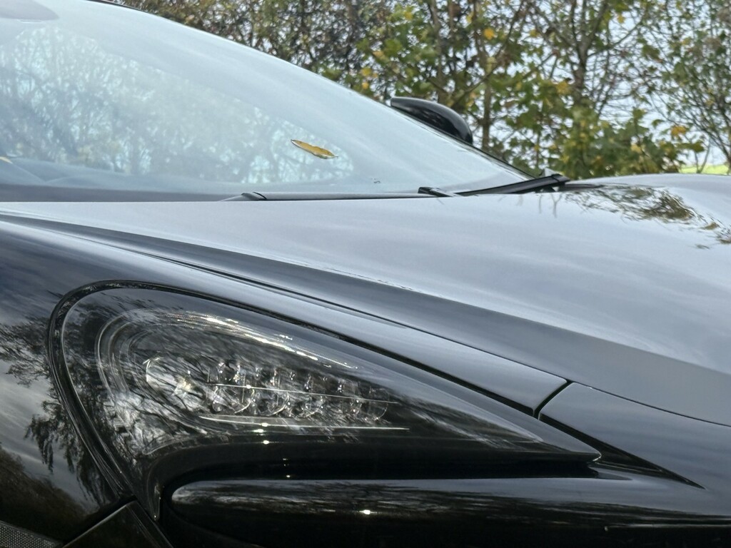 McLaren 570S 3.8L Null White #56