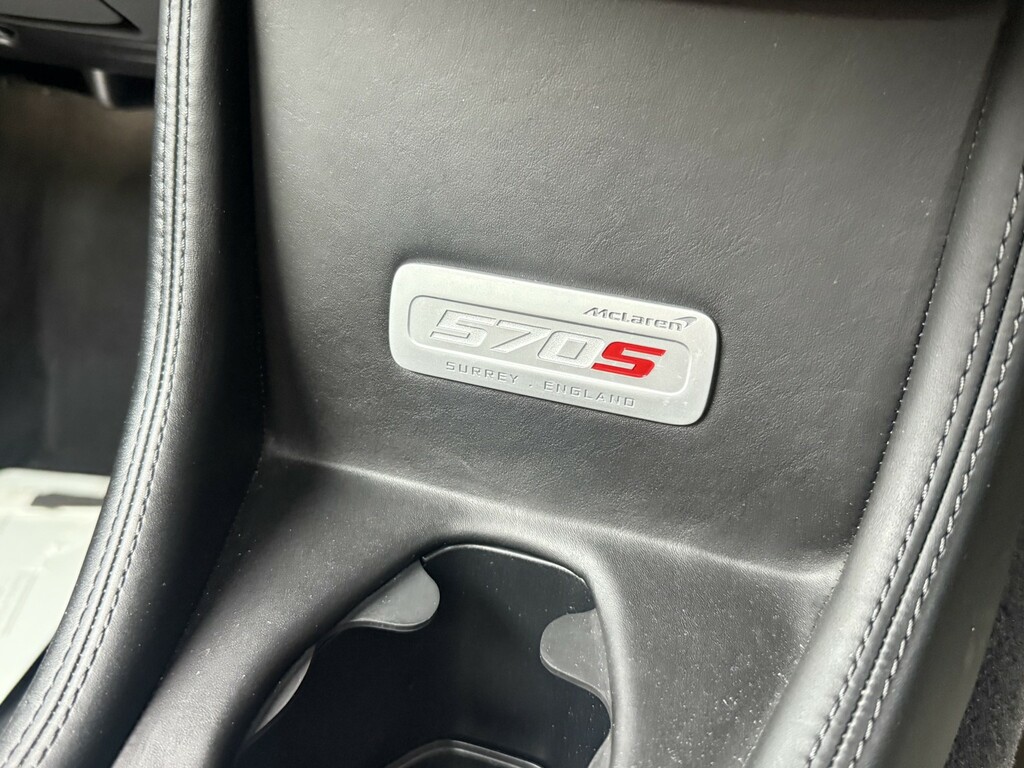 McLaren 570S 3.8L Null White #8
